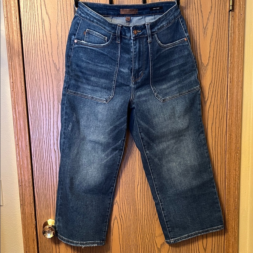 Judy Blue Womens Wide Crop Blue Denim Jeans size 14w.